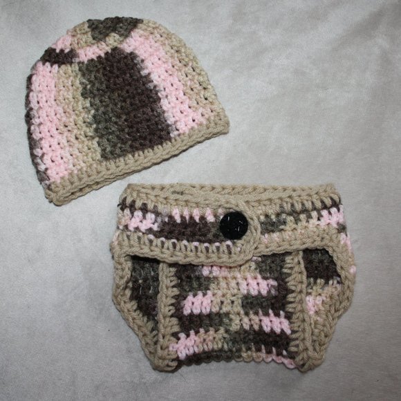 Vintagejelyfish Other - Nwt 0-3 month Diaper Cover and hat set